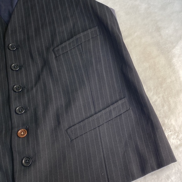 Paul Smith Men’s Vest - Picture 8 of 17